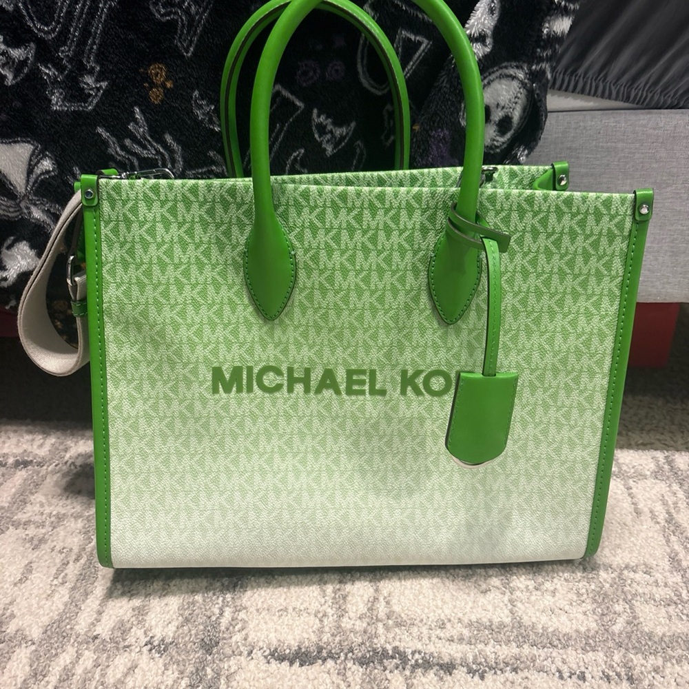 Michael Kors Green and White Tote Bag